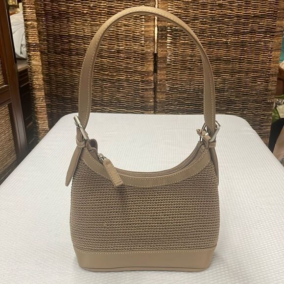 The SAK small zipper closure handbag purse